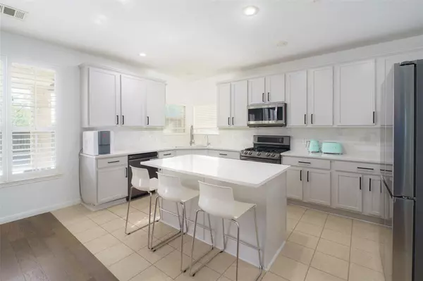 Austin, TX 78717,11700 Misty White DR