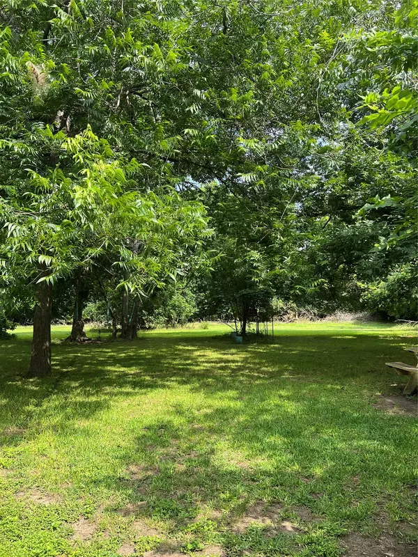 San Marcos, TX 78666,310 Smith LN