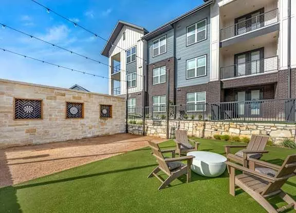2908 E Howard LN #04307, Manor, TX 78653