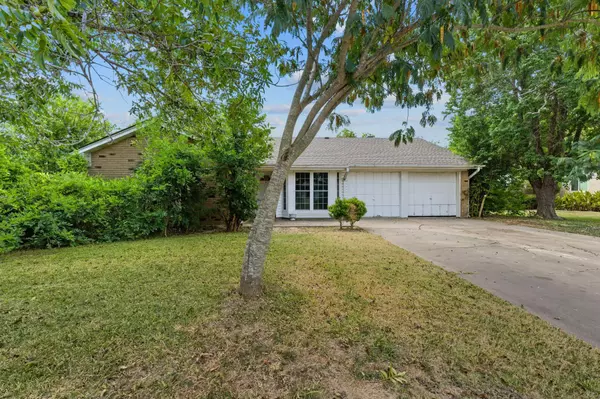 Taylor, TX 76574,2405 Grace ST