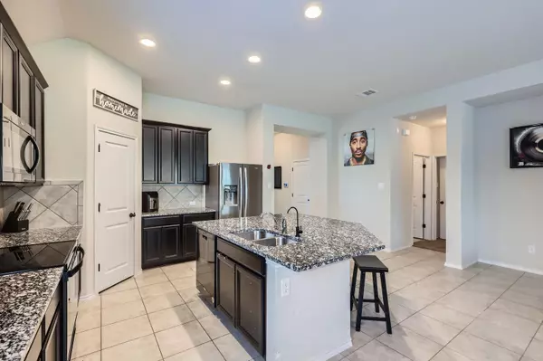 Hutto, TX 78634,127 Scotsburg ST