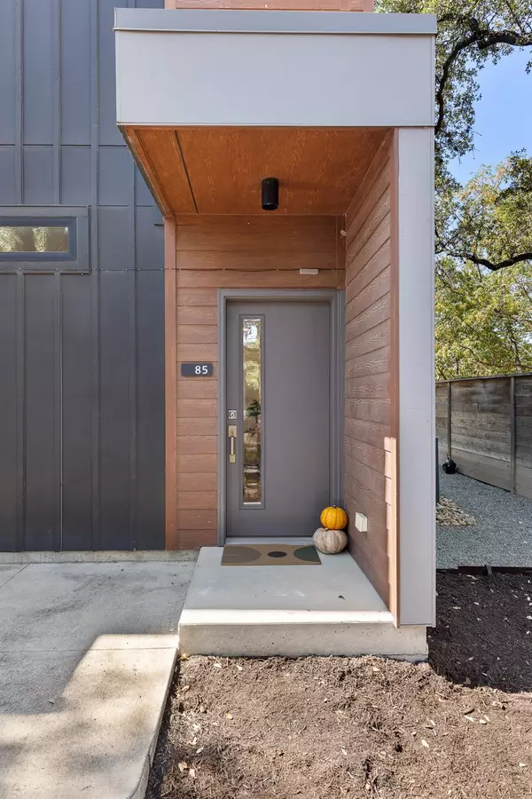 Austin, TX 78745,5924 S Congress Ave #85