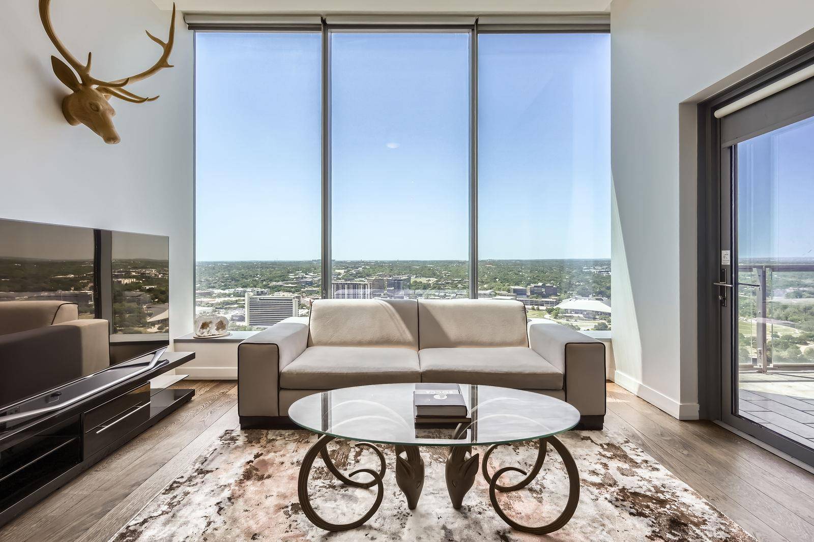 Austin, TX 78701,210 Lavaca ST #2704