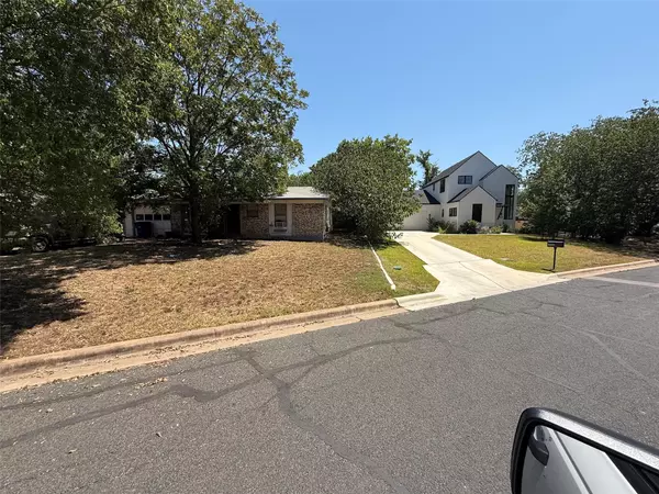 Austin, TX 78745,4617 Richmond Ave