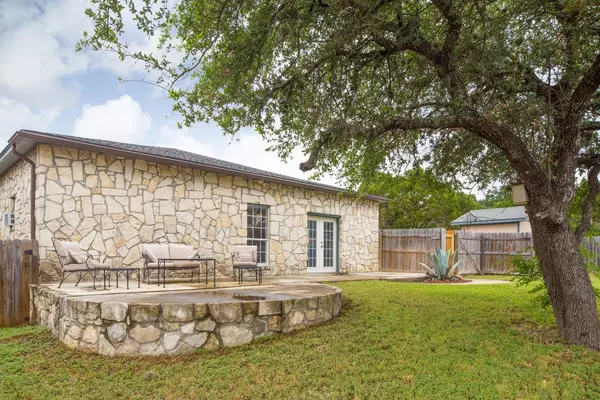 Wimberley, TX 78676,7 Rolling Hills RD