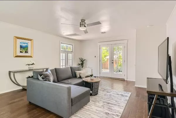 Austin, TX 78741,1202 Loma DR