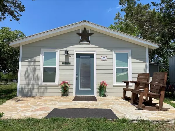 131 Alexander DR #10, Tow, TX 78672