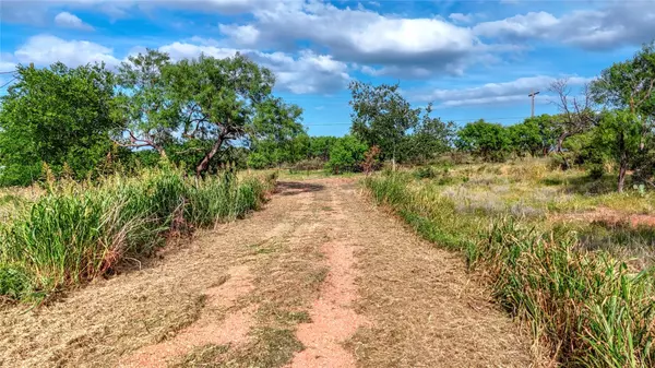 Valley Spring, TX 76885,000 Hwy 71 HWY