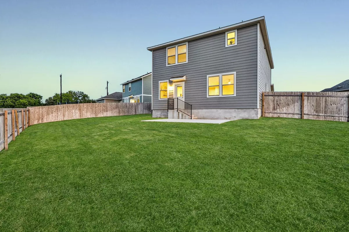 Buda, TX 78610,7002 Nijinsky DR