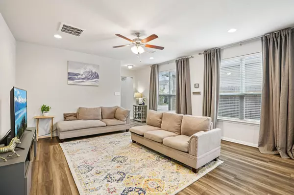 Manor, TX 78653,12003 Corsicana TRL