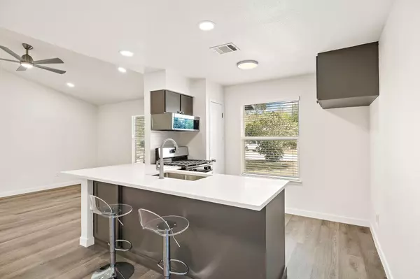 Austin, TX 78745,6203 Berkett CV #A & B