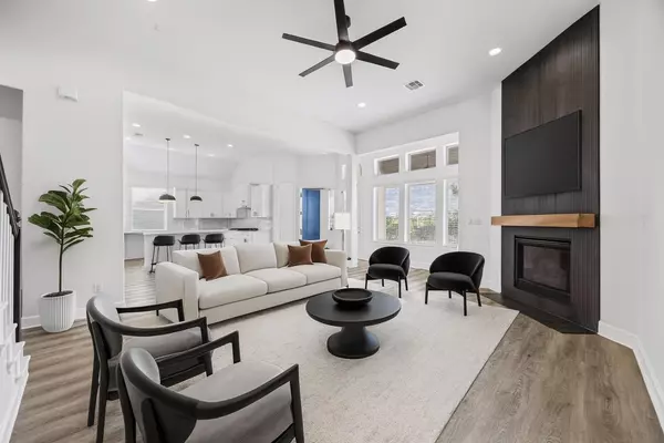 162 Topaz CIR, Dripping Springs, TX 78620