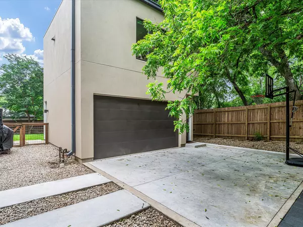 Austin, TX 78704,1703 Dexter ST