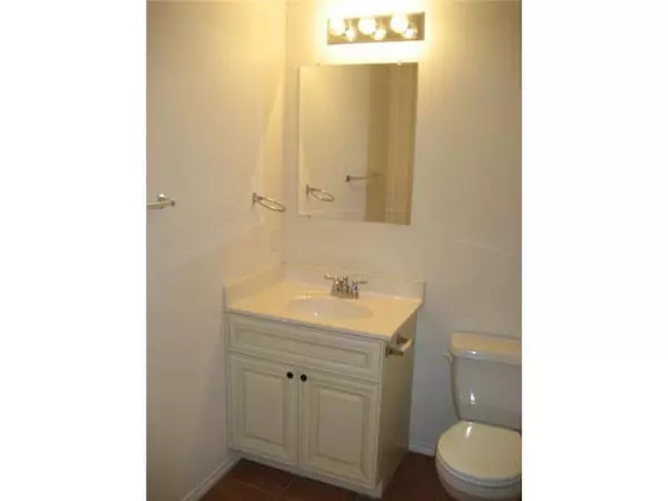 Marble Falls, TX 78654,717 Claremont PKWY #B