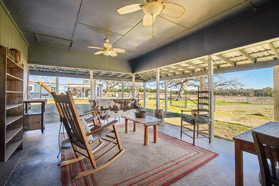 2200 Highway 21 E, Paige, TX 78659