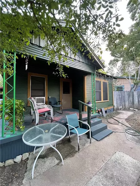 1505 Willow ST, Austin, TX 78702