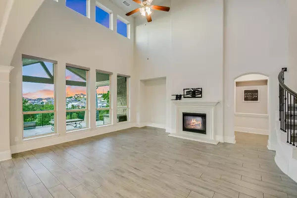 Lakeway, TX 78738,305 Coniglio CV