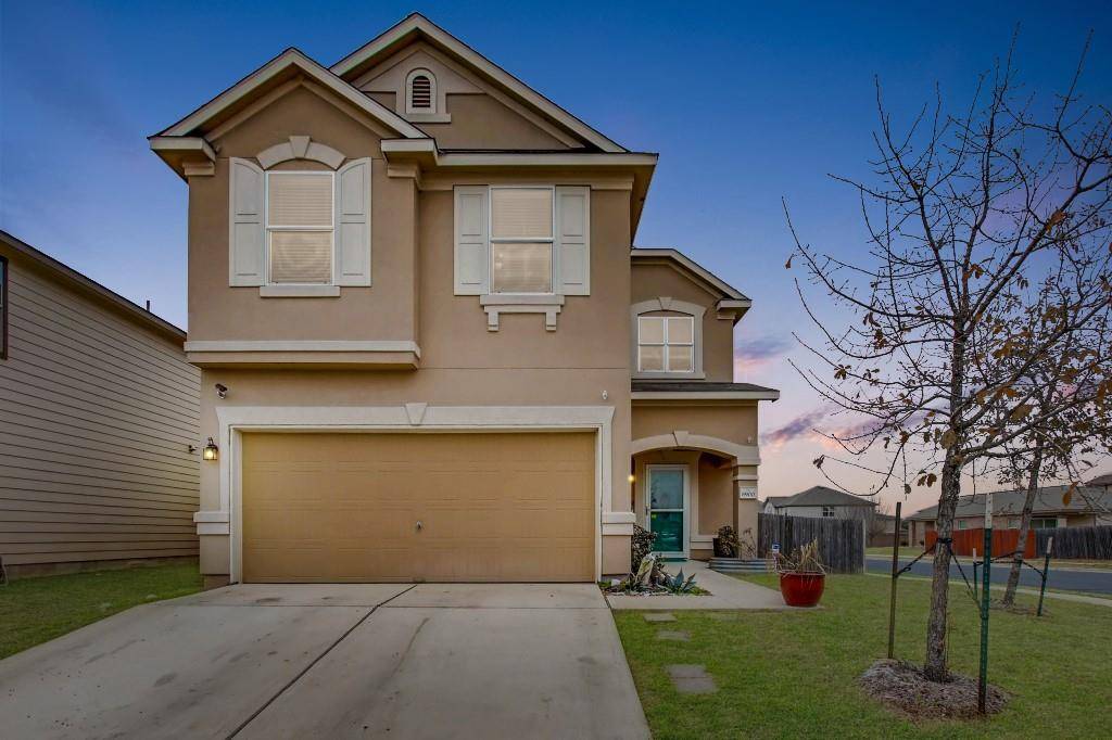8900 Edmundsbury DR, Austin, TX 78747