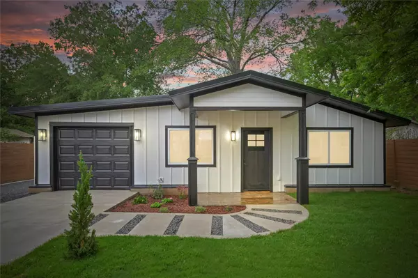 Austin, TX 78702,1006 Cherico ST
