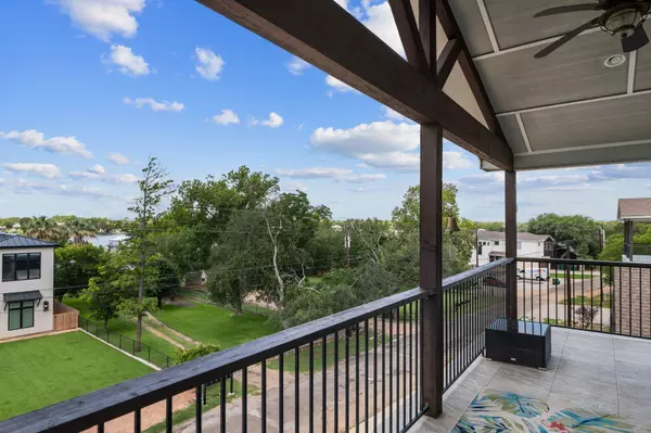 Granite Shoals, TX 78654,1513 Hill Top DR