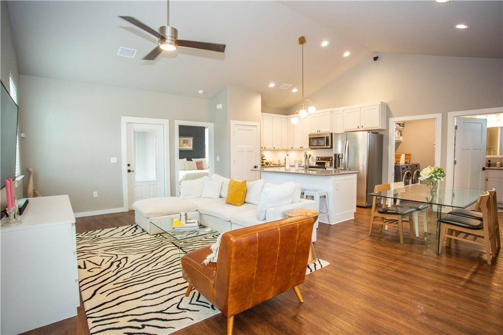 Dripping Springs, TX 78620,200 Rose DR