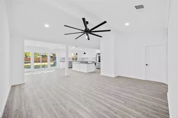 Buda, TX 78610,414 Loma Verde ST