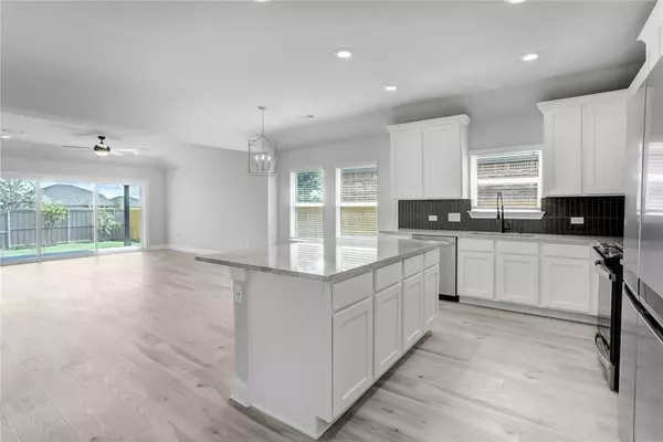 Bastrop, TX 78602,115 Red Oak PL