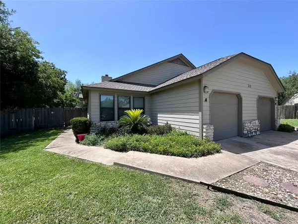 313 Regatta CT #A, Lakeway, TX 78734