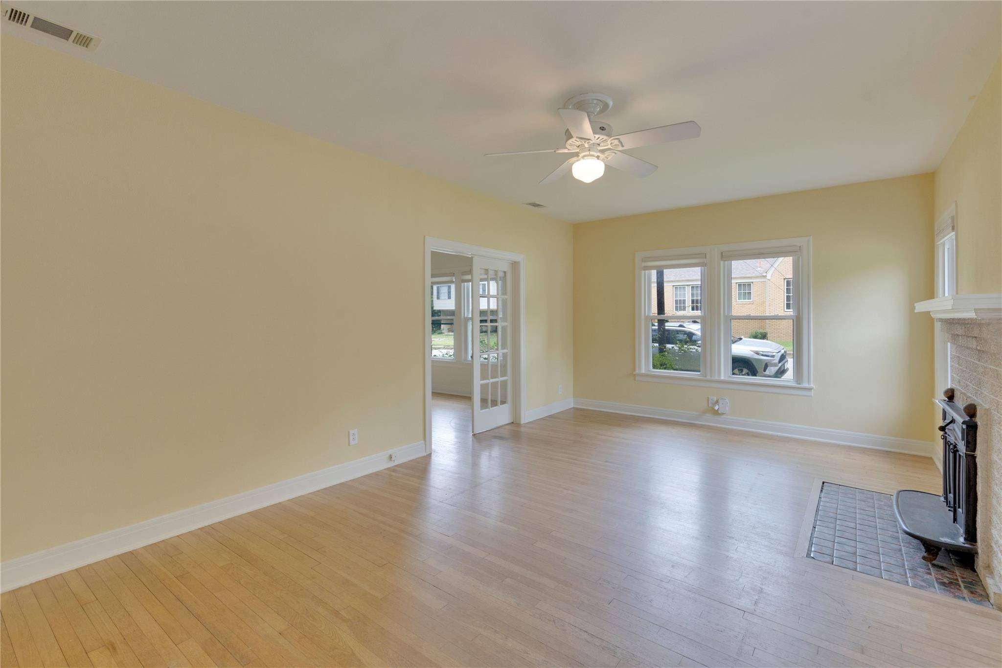 Austin, TX 78705,701 Carolyn Ave #A