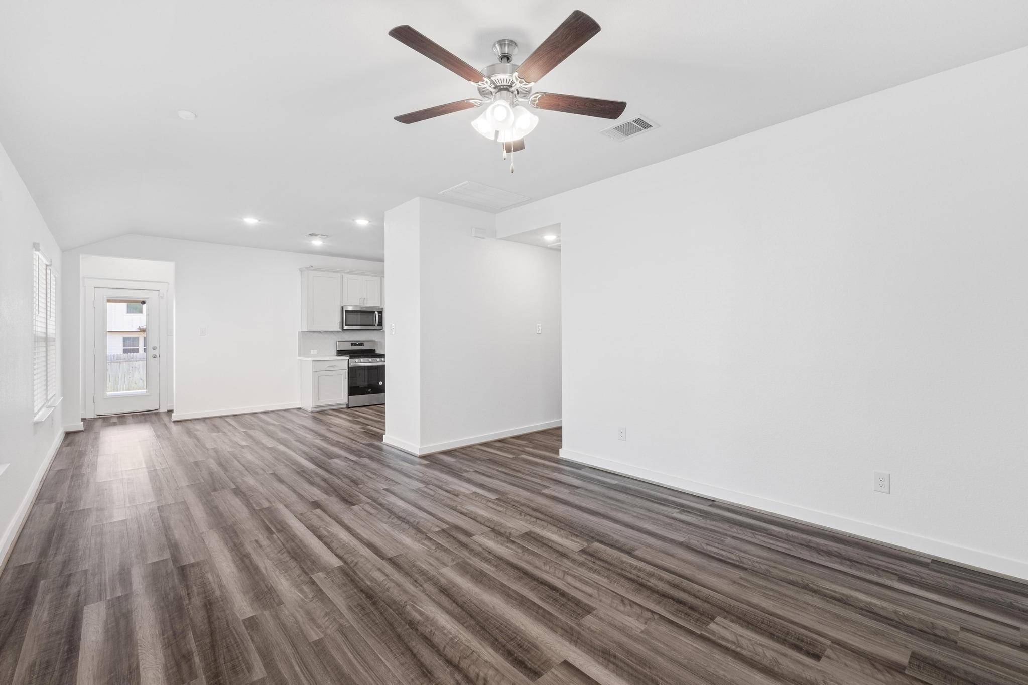 Leander, TX 78641,225 Lambert ST