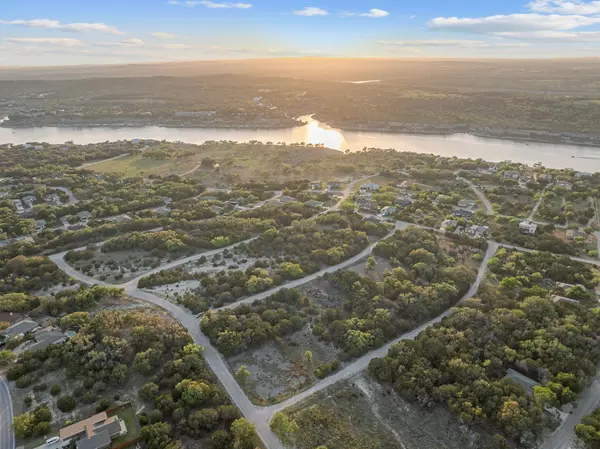 21704 O Hara LN, Lago Vista, TX 78645