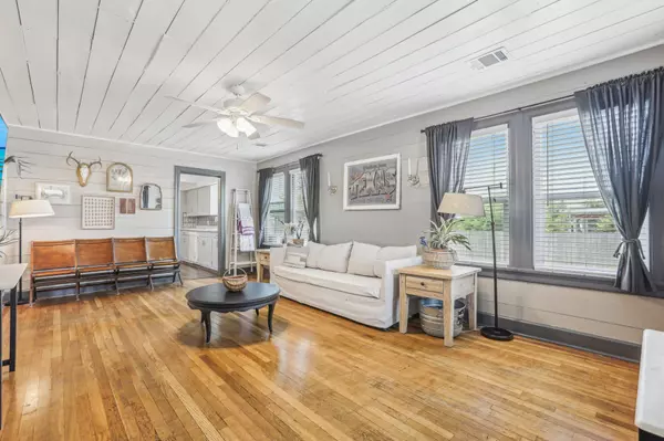 Spicewood, TX 78669,106 County Road 425