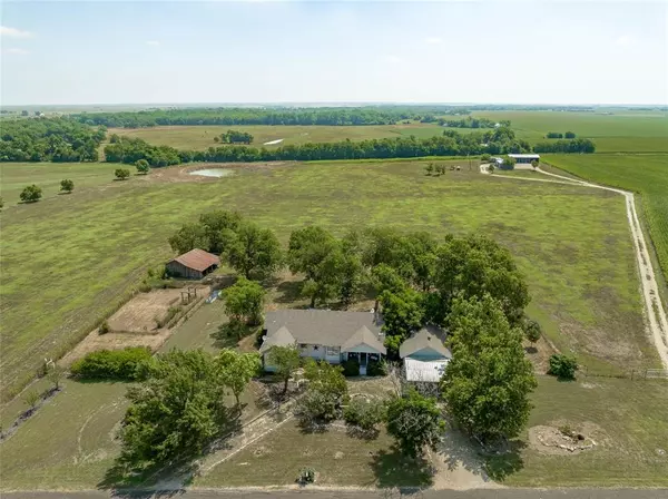 4500 County Road 347 RD, Granger, TX 76530