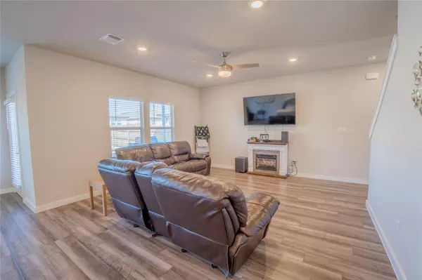 Georgetown, TX 78633,1141 Tipton ST