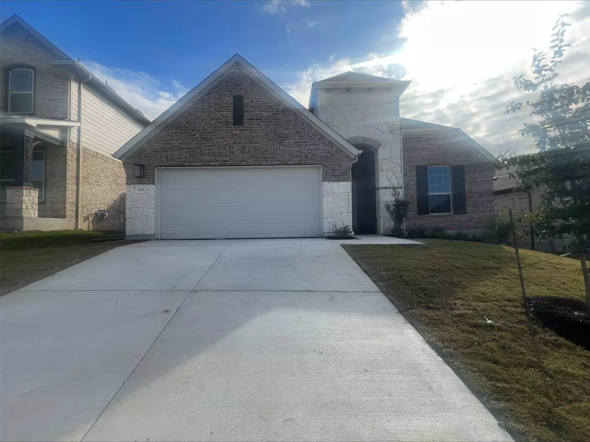 Buda, TX 78610,513 Sugar Cane RD