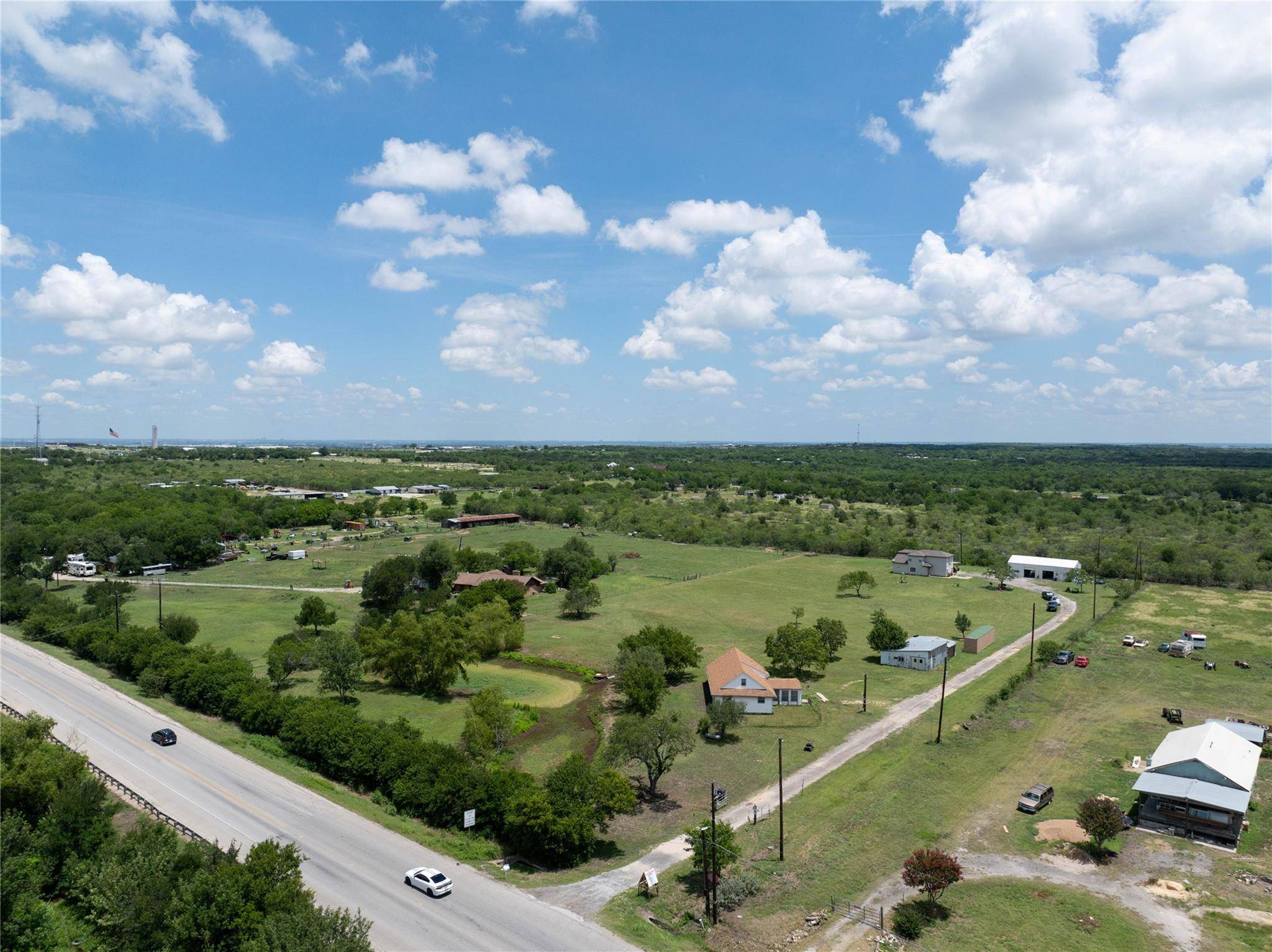 14512 FM 812, Del Valle, TX 78617