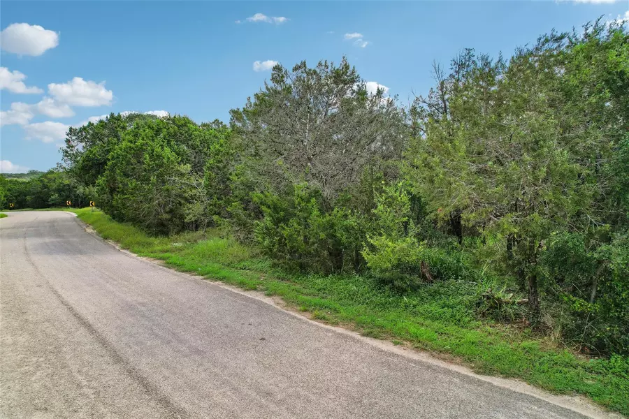 620 Boulder BLF, San Marcos, TX 78666