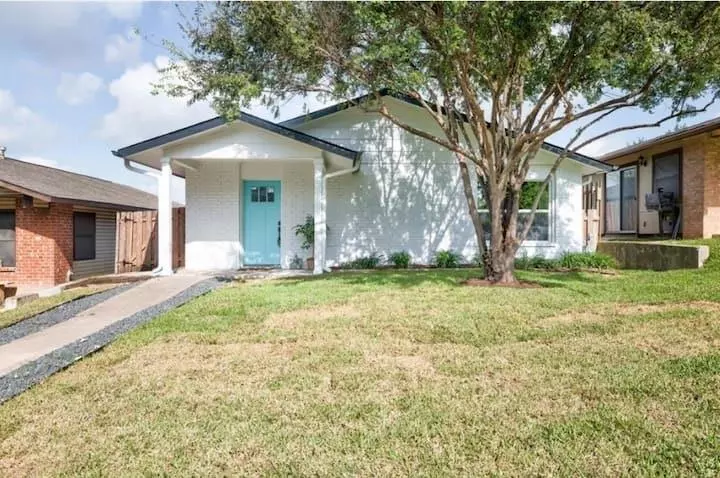 Austin, TX 78724,5700 Signal PT