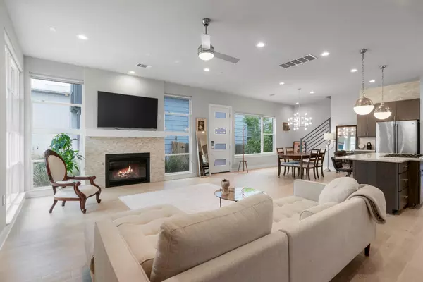 6008 Florencia LN, Austin, TX 78724