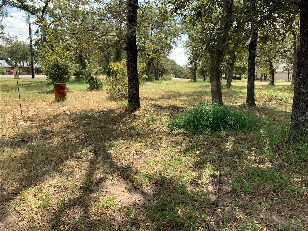 115 Champions BLVD,  La Vernia,  TX 78121