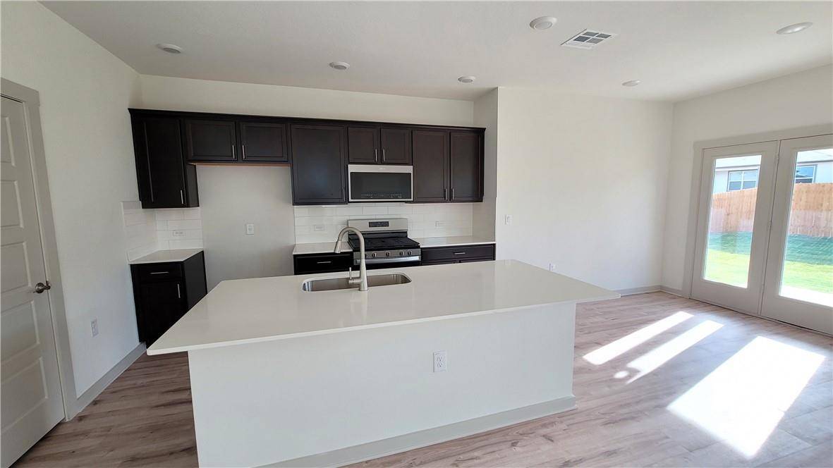 Pflugerville, TX 78660,13708 Zuhause DR