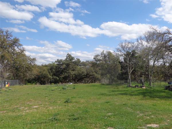 1011 Canyon Springs DR, Canyon Lake, TX 78133