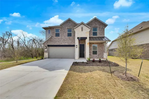 202 Windgate DR, Hutto, TX 78634