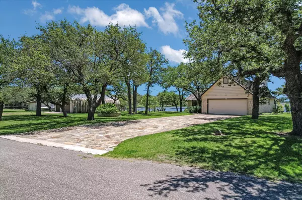 Burnet, TX 78611,106 Agarita DR