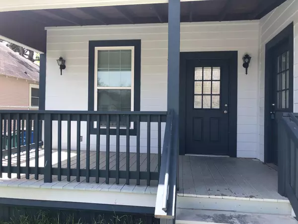 Taylor, TX 76574,415 Davis ST