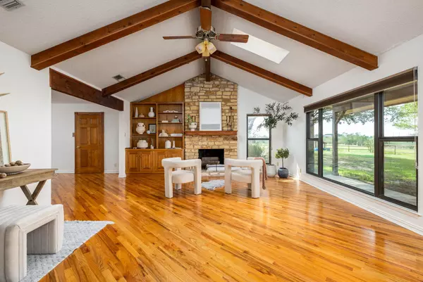 Coupland, TX 78615,800 County Road 458 RD