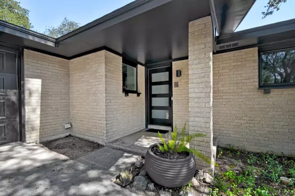 New Braunfels, TX 78130,922 Twin Oaks DR