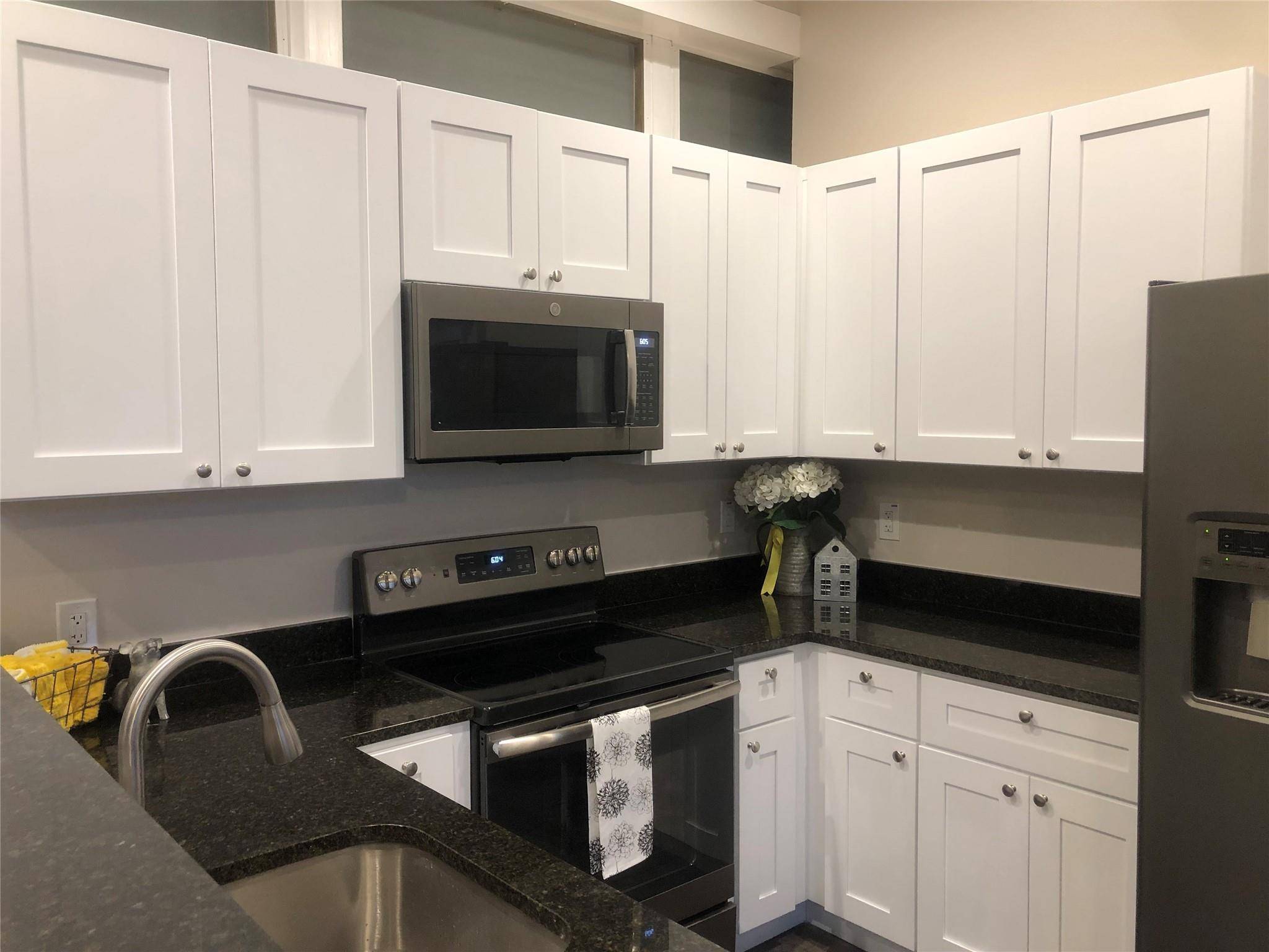 Taylor, TX 76574,809 Vance ST