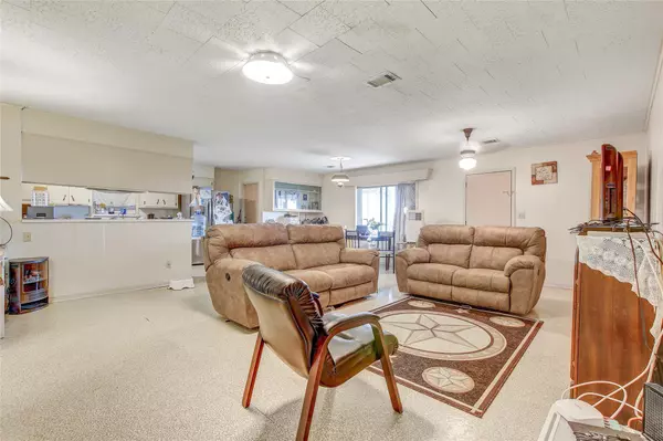 Schulenburg, TX 78956,1402 Herder Ave