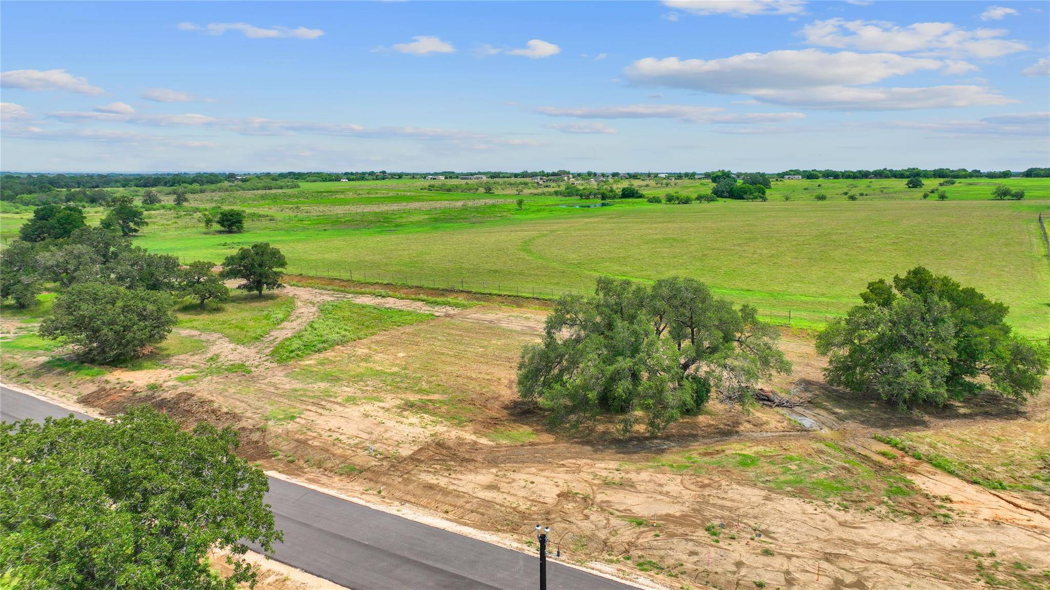 140 Ferguson LOOP, Dale, TX 78616
